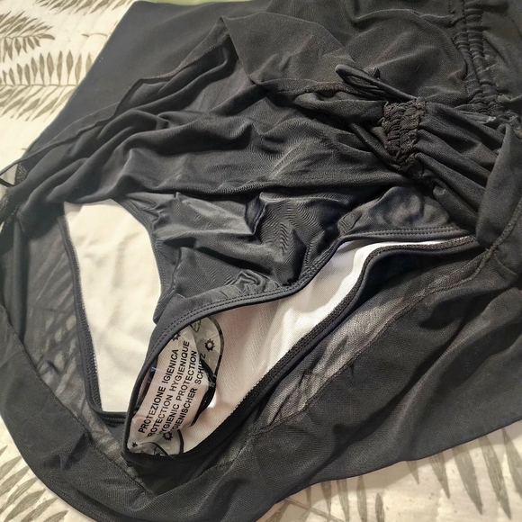 One Piece Green and Black Swimsuit - Picture 6 of 9